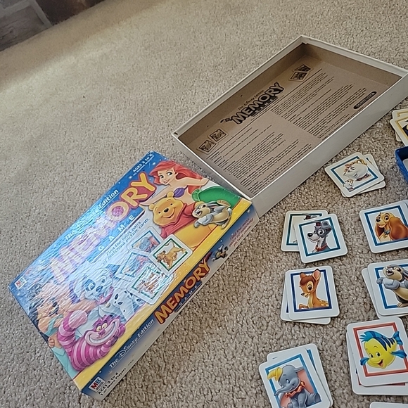 The Disney Edition Memory Matching Game MB Milton Bradley 41020 COMPLETE 2002 - Picture 9 of 14